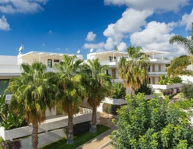 Kamena Lägenhetshotell 4*