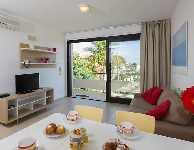 Kamena Lägenhetshotell 4*